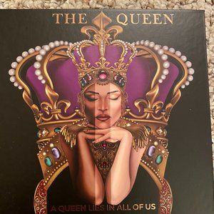 Eloise The Queen Eyeshadow Palette